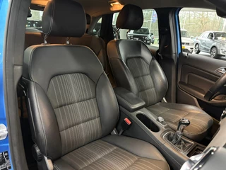 Mercedes-Benz B-Class 180 Ambition Nederlandse auto/ Trekhaak/ Parkeersensoren voor en achter/ Set winterbanden / 25
