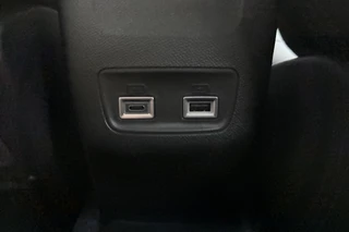 Peugeot 208 1.2 Hybrid e-DCS6 Allure | 110PK | AUTOMAAT | HYBRID | Navigatie | Parkeercamera Voor & Achter | Dodehoek Detectie | / 30
