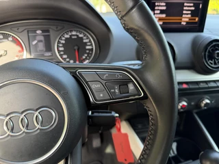 Audi Q2 1.4 TFSI CoD pro Line | Cruise | Automaat | Zwart | / 12