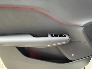 Voyah Courage Business Edition 80 kWh / 16