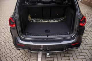 BMW iX3 M-Sport Impressive 80 kWh, BTW, VOL!, SOH 94%, Pano / 28