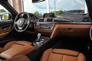 BMW 3-serie 316i Executive | Luxury Line | Sportstuur | Cruise control | Sportstoelen | Stoelverwarming | Climate control | Navigatie | Bluetooth | Regensensor | Lichtpakket | 18 inch | PDC / 12