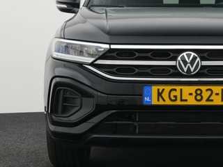 Volkswagen T-Roc 1.5 TSI R-Line Camera | Private lease 584 pm / 48