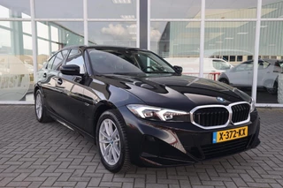 BMW 3-serie 320e|Automaat|Plug in hybride|Camera|Leer|Cruise control|Apple carplay/Android auto| / 2