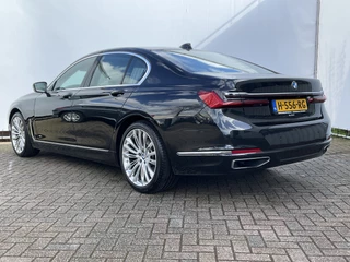 BMW 7 Serie 730d xDrive ACC Pano Softclose 4wielsturing High Executive HUD / 62