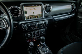 Jeep Wrangler Unlimited 4xe 380 Rubicon  Camera / 10