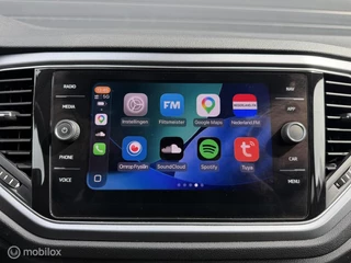 Volkswagen T-Roc 1.5 TSI DSG Active CLIMA*CARPLAY*PDC*STOELVERW / 41