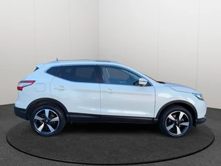 Nissan QASHQAI 1.2 N-Connecta Panoramadak Nieuwe Banden Trekhaak / 29
