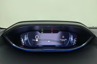 Peugeot 3008 1.2T 130pk GT | Achteruitrijcamera | Parkeersensoren V+A | Cruise & Climate control | Navi | Apple Carplay / Android Auto / 31