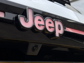 Jeep Compass Summit 74 kWh | Schuif-kanteldak | Massage-stoelen | Handsfree achterklep / 38