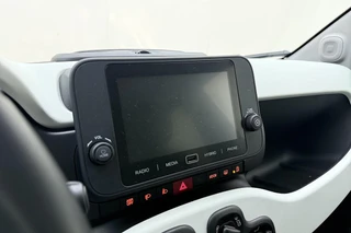 Fiat Pandina 1.0 Cross | NIEUW | Zwart dak | 8 jaar fabrieksgarantie | Lichtmetalen velgen | Hoge instap | Dakrails | Navigatie via carplay | Extra getint glas / 22