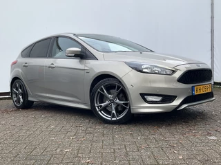 Ford Focus 1.5 ST-Line 1e Eigenaar Nav/Cruise 18 Inch Pdc NL-Auto UITSTRALING! / 2