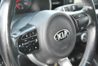 KIA Stonic 1.2 MPi  ComfortLine Navigator / 15