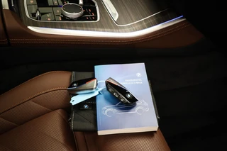 BMW X5 xDrive50e | Panoramadak | Driving Assistant Professional  | 360 Camera | 21" / 59