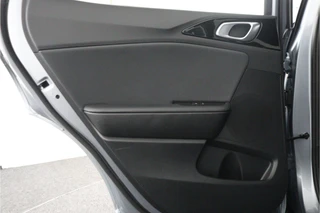 Kia XCeed 1.5 T-GDi GT-Line - Automaat  - Kantel / Schuifdak - Apple Carplay / Android Auto - Navigatie - ACC - Climate Control - Stoel / Stuurwielverwarming / 45