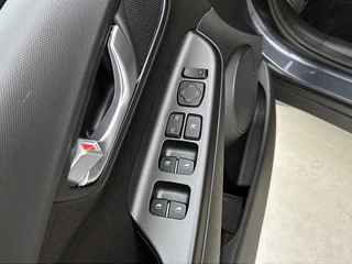 Hyundai Kona 1.0 T-GDI Comfort Smart | Cruise control | Navigatie | Camera | Parkeersensoren achter | Trekhaak | NAP / 29
