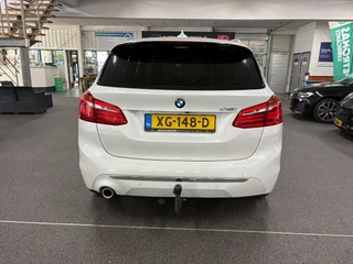 BMW 2-serie Active Tourer 218i High Executive/ NL auto/ Afneembare trekhaak/ Achteruitrijcamera / 5