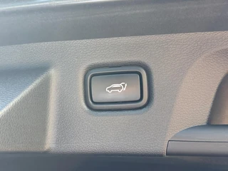 Kia ProCeed 1.0 T-GDi GT-Line 120 PK | Cruise Control | Climate & cruise control | Panoramadak | Stoel & stuurverwarming | Elektrische Kofferbak | Navigatie | Apple Carplay/Android Auto | Fabrieksgarantie | NAP / 20