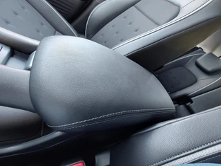 Honda ZR-V 2.0 e:HEV SPORT AUTOMAAT  Keyless | Elek. verst. stoel | Adaptive Cruise / 32
