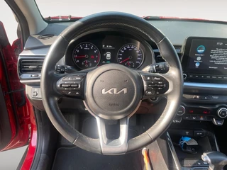 Kia Stonic 1.0 T-GDi MHEV DynamicPlusLine | Automaat | Climate Control | Cruise Control | Camera | Navigatie | Privacy Glass | / 12