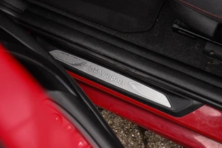 BMW 1-serie 125i Business+ | Sport Line | NL auto | Schuif-/kanteldak | Keyless entry | HiFi audio | Stoelverwarming | Xenon | Sportstuur | Navigatie Professional | Bluetooth | PDC / 32