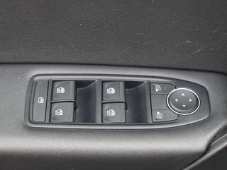 Renault Captur 1.0 TCe 90 Zen | Trekhaak | Apple Carplay | All-seasonbanden / 34