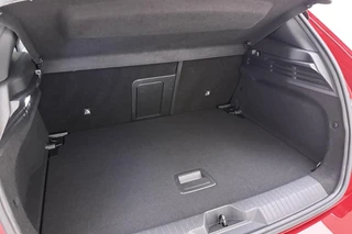 Opel Astra 1.2 Business Elegance 130pk | Navigatie | Climate Control | Stoel-Stuur-Voorruitverwarming | LED Verlichting | Camera | AGR Comfortstoel | Apple Carplay - Android Auto / 16