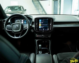 Volvo XC40 1.5 T4 Plug-in hybrid Plus Dark | Memory | Navi | Camera | Harman Kardon / 4