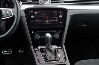 Volkswagen Arteon 2.0 TSI Business R-Line | NAP | 190PK | Adaptive Cruise | Virtual Cockpit | Clima | Navi | Stoelverwarming | Led / 19