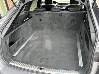 Audi A6 Avant V6 55 TFSI 340pk quattro S-line Panoramadak | Trekhaak | 20 inch | Zwart optiek | Camera | Incl. 1 jaar Bovag garantie / 28