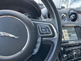 Jaguar XJ 3.0 V6 341 PK SC AWD LEDER SCHUIFDAK LMV / 18