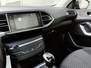 Peugeot 308 BWJ 2020 1.2 111 PK Blue Lease Executive PANO | LANE ASSIST | CARPLAY + ANDOID | NAVI | CLIMA | CRUISE | LMV | PDC / 19
