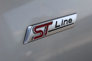 Ford Focus Wagon 1.0 EcoBoost Hybrid ST Line X  | Leder UNIEK! | Head-up | Adaptieve cruise | Trekhaak | Winterpack / 25
