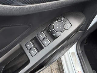 Ford Focus Wagon 1.0 EcoBoost ST Line Business / 15