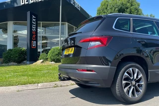 Skoda Karoq 1.5 TSI 150pk Style | TREKHAAK | PANO| CAMERA | ADAPTIVE | / 37