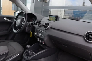 Audi A1 Sportback 1.0 TFSI Pro Line | NAP | S-Line | Cruise | Clima | Navi | / 24