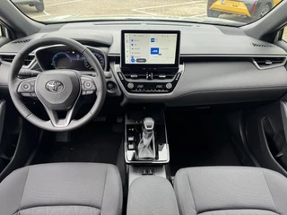 Toyota Corolla Cross 2.0 Hybrid 180 DYNAMIC NIEUW DIRECT LEVERBAAR! BLIND SPOT STOEL/STUURVERW KEYLESS 18'' LM-VELGEN APPLE/ANDROID NAVI CLIMA AD-CRUISE PARK-SENSOREN / 9