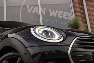 Mini Clubman 1.5 Cooper Richmond Park Edition | 1e eigenaar | Dealer onderhouden | Apple Carplay | Harman kardon | DAB | Keyless entry | Panoramadak | Sportstoelen | LED | PDC / 50