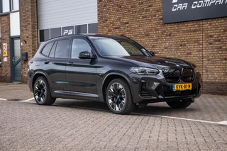 BMW iX3 M-Sport Impressive 80 kWh, BTW, VOL!, SOH 94%, Pano / 9