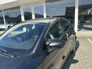 Mazda 2 1.5 Skyactiv-G Luxury  | Leer | Apple/Android | Stoel- en stuurverwarming | PDC | Cruise | ECC | Navi / 18