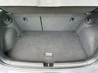 Volkswagen Polo 1.0 TSI 95pk R-Line 17 inch | Camera | Navi | Adapt. Cruise | Climate | Stoelverwarming | Rijklaar incl. garantie / 26