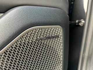 Kia EV4 Hatchback GT-PlusLine 81.4 kWh | Schuif/kanteldak | Lederen bekleding | 360 Graden camera | Head up display | Elektrische achterklep | Elektrische stoel verstelling met geheugen | Stoel verwarming + ventilatie voor | Dodehoek camera | Draadloze oplader / 29