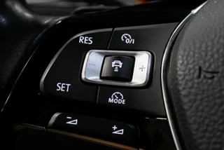 Volkswagen T-Roc 1.5 TSI DSG Sport Adaptive l Camera l Virtual Cockpit / 22