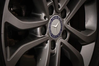 Mercedes-Benz C-Class Estate 200 Premium Plus / 27