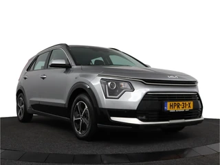 Kia Niro 1.6 GDi Hybrid DynamicLine  - Climate Control - Adaptieve Cruise Control - Lichtmetalen Velgen - Navigatie - Fabrieksgarantie tot 05-2032 / 12
