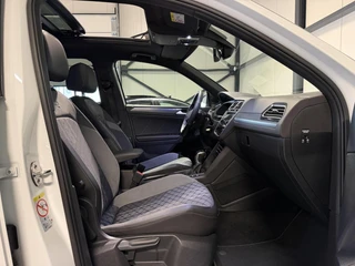 Volkswagen Tiguan 1.5 TSI R-Line Pano Head-up Trekhaak VOL! / 34