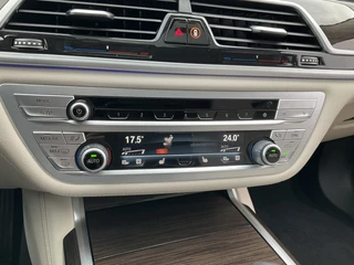 BMW 7 Serie 730d xDrive ACC Pano Softclose 4wielsturing High Executive HUD / 17
