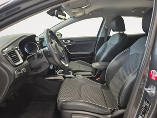 Kia XCeed 1.5 T-GDI MHEV DynamicLine | Cruise Control | Climate Control | Camera | Navigatie | 18 Inch Velgen | / 11
