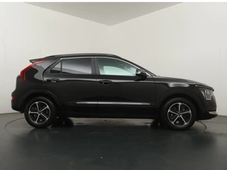 Kia Niro 1.6 GDi Hybrid DynamicLine  - Navigatie - Achteruitrijcamera - Apple & Android Carplay - Climate Control - -Fabrieksgarantie tot 04-2032 / 10