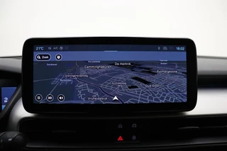 Jeep Avenger Avenger 54 kWh | Navigatie | LED projector koplampen | Elektrische achterklep | 18'' lichtmetalen velgen | Camera | Stoelverwarming | Snel leverbaar! / 26
